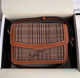 Borsa a tracolla di lusso di marca di moda Borse Materiale Disegni floreali classici Bottone in metallo triomphe di design