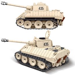 446PCS WW2 Military German VK1602 Tank Building Blocks Leopard Light Tanks Gun Weapon City Bricks Children DIY Toys Gifts Q0624