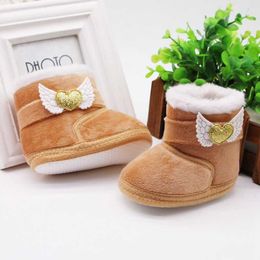 Infant Anti-slip Toddler Shoes Winter Baby Boy Girl Cotton Snow Boots with Loves Mid-tube Boots 0-18m G1023