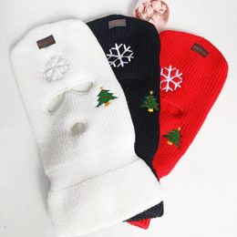 Berets 3-Hole Knitted Christmas Snowflakes Embroidery Full Face Cover Ski Mask Winter Balaclava Warm For Outdoor Sports