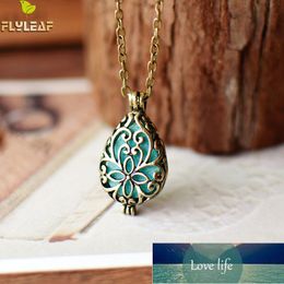 Flyleaf Vintage Hollow Carving Flower Necklaces & Pendants For Women Essential Oil Aromatherapy Retro Jewellery