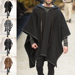 Maglioni da uomo 2021 Autunno Inverno Uomo Donna Scialle Giacche Vintage Modello nazionale stampato Poncho di lana Cappotti con cappuccio Mantella allentata maschile Outwe