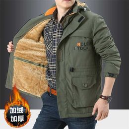 Outdoor Assault Suit Winter Plush Thick Men's Coat Windproof Waterproof Mountaineering Suit Men's Large Multi Pocket Jacket 211216