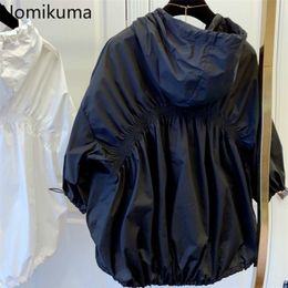 Nomikuma Korean Pleated Hooded Women Blouse Causal Half Sleeve Sweet Doll Shirt Spring New Pullover Top Blusas Mujer 6D805 210225