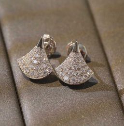 V gold Luxury quality fan shape stud earring with sparkly diamond in two Colours plated for women and man wedding Jewellery gift have box stamp PS3199A