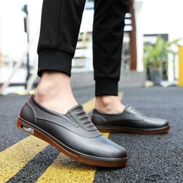 mens non slip shoes canada
