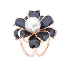 Pins, Brooches Fashion Korean Style Imitation Pearl Camellia Three-ring Scarf Buckle Color Black/White