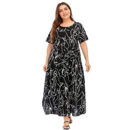 4XL 5XL Abito taglie forti Donna Estate Manica corta Stampa geometrica Increspature Abito casual Nero Abiti lunghi maxi oversize larghi 21302