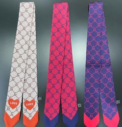 -Sciarpe di stilista per le donne Sciarpe quadrate Sciarpe del collo Cravat Fasciature Super Soft Top Nastri di seta Bande per capelli 5 * 88 cm 10 stili di alta qualità