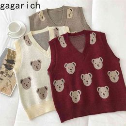 Gagarich Women Vests Spring Autumn Japanese College Style Girls V-Neck Cute Cartoon Bear Embroidery Knitted Pullovers 210922