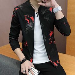 Spring Summer Mens Fashion Outerwear Windbreaker Men' S Thin Jackets Hooded Casual Sporting Coat Big Size 211008