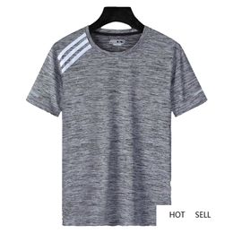 Men's Fitness Gym Training Sportswear Workout Clothes Athletic Workout Shirt Running Jogging Sports Clothes Shirts