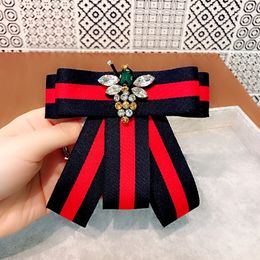 Korean Simple College Stripe Rhinestone Bow Tie Fabric Brooch for Girl Women Fashion Clothes Corsage Jewelry Accessories