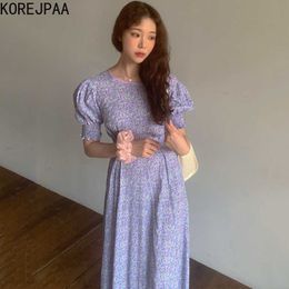 Korejpaa Women Dress Summer Gentle Temperament Round Neck Halter Back Lace Pleated Design Slim Floral Puff Sleeve Vestidos 210526