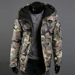 Designer Men Winter Thick Warm Coat Fur Windbreaker Jacket Autumn Winter Warm Men Camouflage Print Pocket Jacket Zipper Long Sl