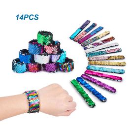 pandahall 14pcs/Set Mermaid Slap Bracelets Mixed Colour Magic Sequin Reversible Glitter Wristbands 25x3mm for Kids Party Favours