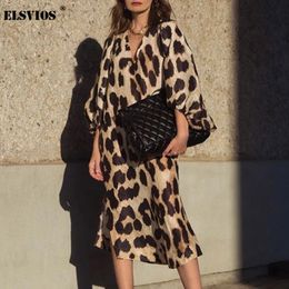 Sexy Leopard Print V Neck Long Sleeve A-Line Dress Casual Lantern Sleeve Fall Dress Women Elegant Party Mid-Length Dress Vestido Y0118