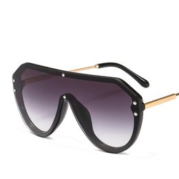 Sunglasses Vintage F Watermark Women Men Brand Designer Eyewear One-piece Lenses Wild Sun Glasses Flat Top UV400