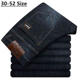Plus Size 42 44 48 50 52 Men's Loose Straight Jeans Classic Business Denim Trousers Stretch Jean Pants Male Brand Black Blue 211120