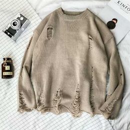 Wash Hole Ripped Knit Sweaters Men Women Streetwear Hip Hop Pullovers Jumper Fashion Oversized All-match Men Winter Clothes 211221