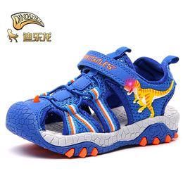 Dinoskulls Children Sandals 2021 New Summer Shoes Kids T-Rex LED Lights Boys Beach Sandals Closed Toe Breathable Outdoor Shoes 210306