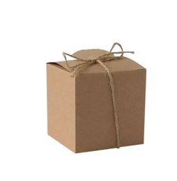 2021 Brown Square Style Gift Box Kraft Paper Candy Boxes Wedding Favours Party Gift Boxes With Hemp Rope Linen