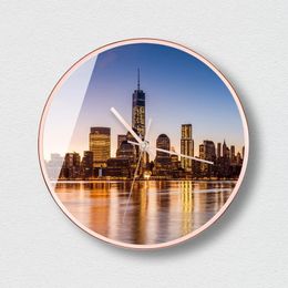 Wall Clocks Quiet Metal Round Electroplating Process Durable Home Life Clock Gorgeous Gold Frame Mounting Art Creativity Fashion O123