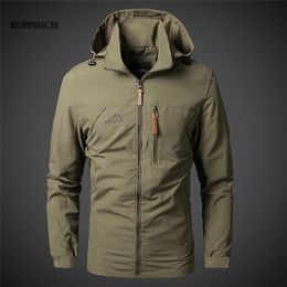 Men Waterproof Jacket Hooded Casual Outdoor Windbreaker Windproof Spring Autumn Fashion Clothing 211103