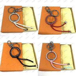 Fashion New Design Flowers Tassel Key Chain Accessories Key Ring Metal Letter Pattern Car Women Bag Pendant Leather Box
