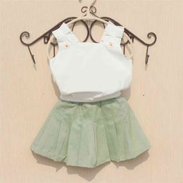 Girls Kids Blouses Summer Sleeveless Tops Cotton Solid Colour White Shirts Cool Blouse for Teenage Children Clothes 3-16Y 210622