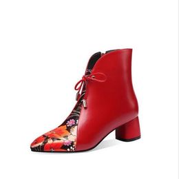 Micrfiber Leather Short Boots WomanAnkle BootPointed ToeFolk Style Flower Print Winter Shoes Side Zip Thick HeelREDBLACK