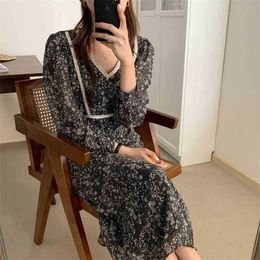 All Match V-Neck Women Mermaid Dresses Floral Printing Elegant Lady Retro Elegance French Loose Vestidos 210525