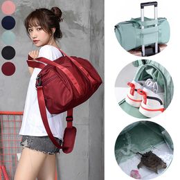 Brand Men Gym Bag Women Fitness Travel Handbag Shoe Position Dry Wet Separation Yoga Fitness Bag Large Capacity Sport Bag Q0705