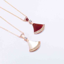 Baojia Fan-shaped Small Skirt 925 Sterling Silver Necklace Female White Fritillaria Korean Ins Net Red Clavicle Chain