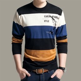 Spring Summer Men's Sweaters Long Sleeve Casual Clothing Round Neck Striped Knitted Tops Fashionable Wear 201022