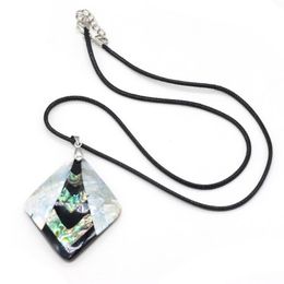 Pendant Necklaces Natural Splicing Stripe Shell Necklace Rhombus Shape Charms For Women Men Jewelry Trendy Gift