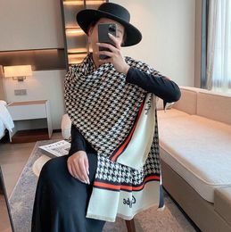 Western style wild houndstooth autumn and winter new men and women thickened warm scarf air conditioning shawl live broadcast net red scarf