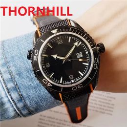 Mens Simple Designer Quartz Watch 44mm Fabric Nylon Strap Luminous Sapphire Waterproof Sports Fashion Wristwatches Gift