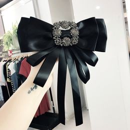 European and American Flower Korean Retro Satin Fabric Tie Square Rhinestone Bow Exaggerated Collar Pin Brooch Lady