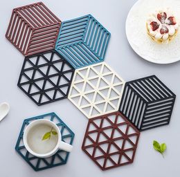 Silicone Mat Hollow Coaster Insulation Mats Cup Hexagon Pad Heat-insulated Bowl Home Decor Desktop Placemat SN3158