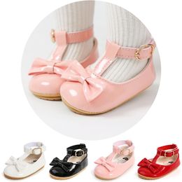 Premiers Walkers Baby Girls Step Shoes Bowknot Semelle en caoutchouc Anti-Solle Toddler Crib PU Robe Robe de 0-18m
