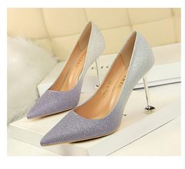 Descuento Tacones Dorados Cerrados 2022 en venta en DHgate.com