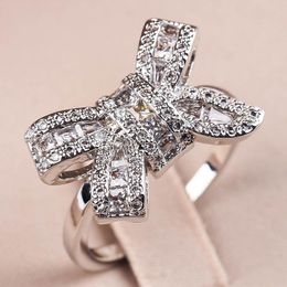 Wedding Rings Elegant Shiny Silver Plated White Zircon Ring Bowknot Design Bow For Women Party Jeweley Gift Anillos Mujer B4M153