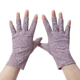 women s driving gloves sun protection Rabatt Fünf Fingers Handschuhe 2021 Baumwollsommer-Sommer-Fingerlose Halbfinger-Skid-Sonnenschutz-Druck dünnd