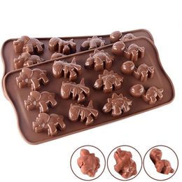 Cake Baking Mould 12 Dinosaurs Cartoon Animals Chocolate Moulds Silica Gel Ice Lattice Die New Arrival SN2367