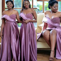 Light Purple Bridesmaid Dresses Off the Shoulder Beaded Pearls Sexy Front Slit Elastic Satin Maid of Honour Gown Plus Size Wedding Party Wear