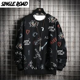 SingleRoad Crewneck Sweatshirt Men Anime Graffiti Sweatshirts Hip Hop Harajuku Japanese Streetwear Black Hoodie Hoodies Men 201020