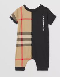 新生児デザイナーの赤ちゃんの女の子と男の子のロンパース半袖コットンジャンプスーツキッズ衣料品ブランドプリント幼児の赤ちゃんロンパーチルドレイ
