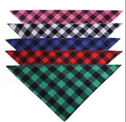 pink red blue Dog Bandana Christmas Plaid Single Layer Pet Scarf Triangle Bibs Kerchief Pet Accessories Bibs for Small Medium Large Dogs Xmas Gifts