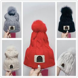 Designer Knitted Hat Beanie Plush Balls Hats Fashion Brand Christmas Gifts Man Woman Winter Warm Cap 5 Colors High Elasticity Suitable for Big Head